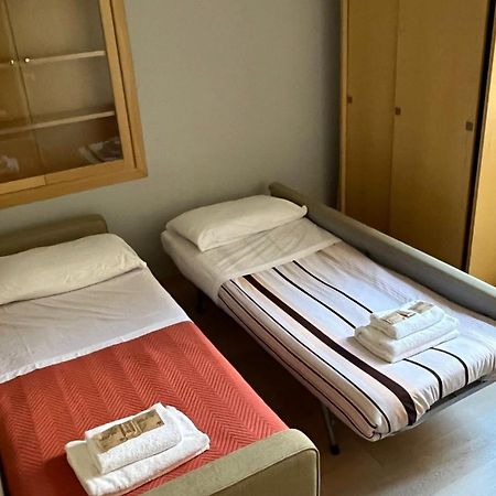 Dng House - Vatican 80 Square Rome Bagian luar foto